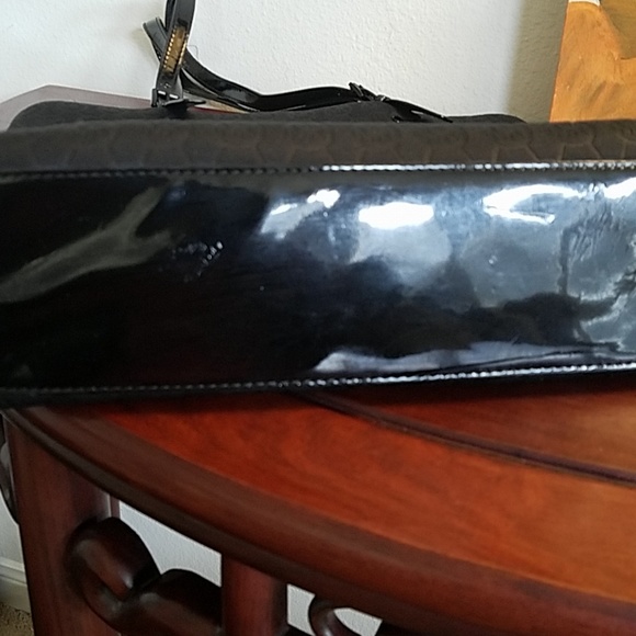 Michael Kors black signature tote - Picture 3 of 6